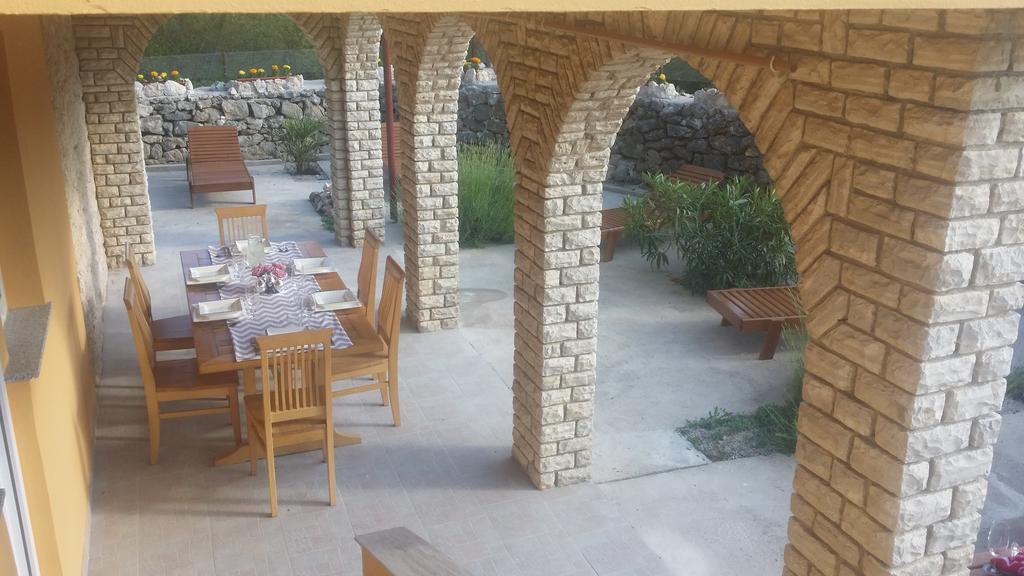 הוילה Polje  Kuca Za Odmor Vugica מראה חיצוני תמונה